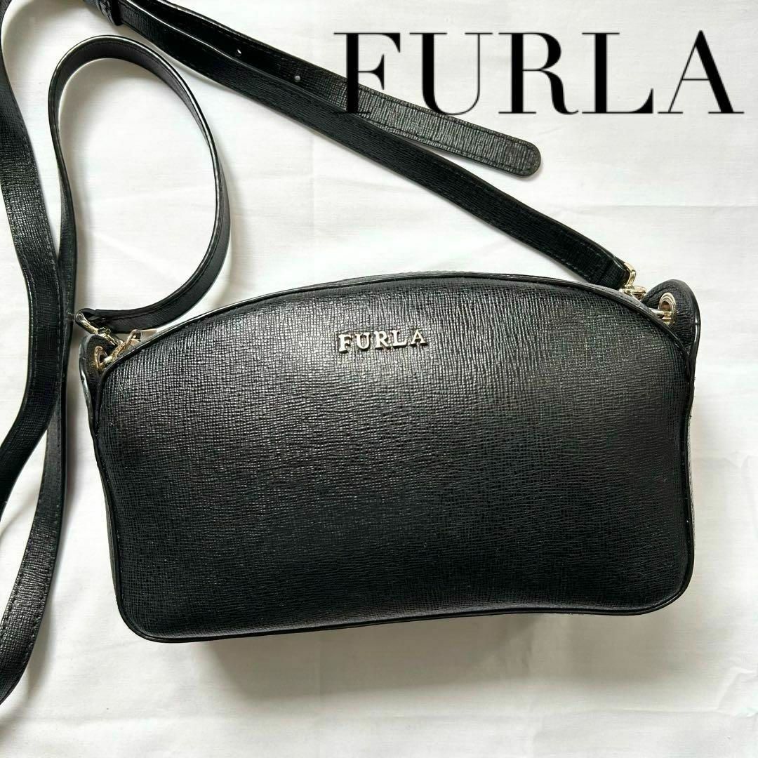 Furla(フルラ)の✨美品✨FURLA ショルダーバッグ　ハーフムーン　レザー　ブラック　本革 レディースのバッグ(ショルダーバッグ)の商品写真