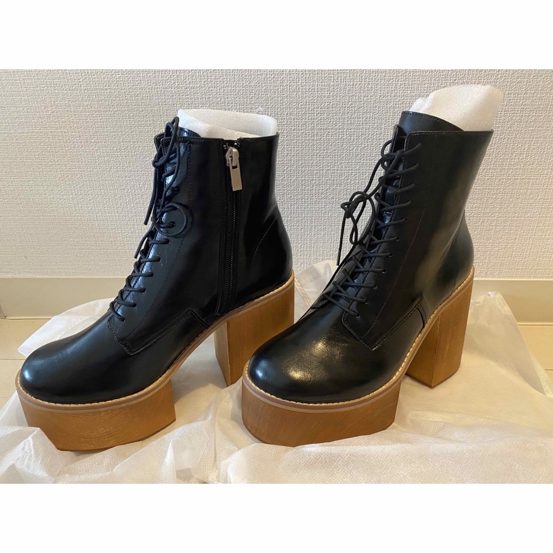 Ameri VINTAGE(アメリヴィンテージ)のAmeri Vintage LACE UP BOOTS レディースの靴/シューズ(ブーツ)の商品写真