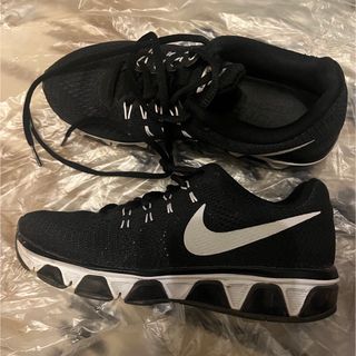 ナイキ(NIKE)のナイキ　NIKE スニーカー　23.5 ブラック(スニーカー)