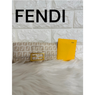 フェンディ(FENDI)のFENDI フェンディ 二つ折り長財布 PVC FFロゴ金具 ベージュ 花柄(財布)