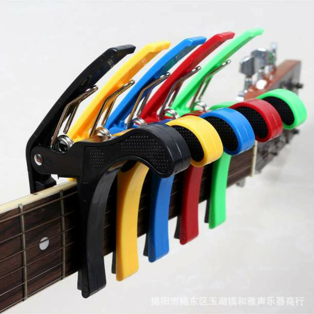カポタスト エレキギター アコギ ギター フォークギター ワンタッチ ブラック 楽器のギター(アコースティックギター)の商品写真