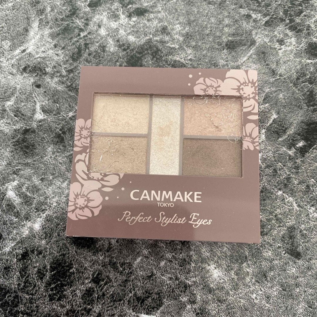 CANMAKE(キャンメイク)のキャンメイク(CANMAKE) パーフェクトスタイリストアイズV24(3.0g) コスメ/美容のベースメイク/化粧品(アイシャドウ)の商品写真