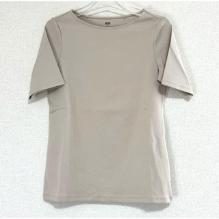ユニクロ(UNIQLO)のユニクロ　半袖　トップス(Tシャツ(半袖/袖なし))