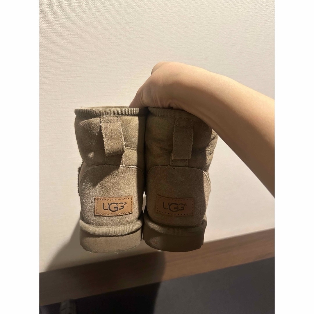 UGG(アグ)のugg ムートンブーツCLASSIC MINI II 24cm レディースの靴/シューズ(ブーツ)の商品写真