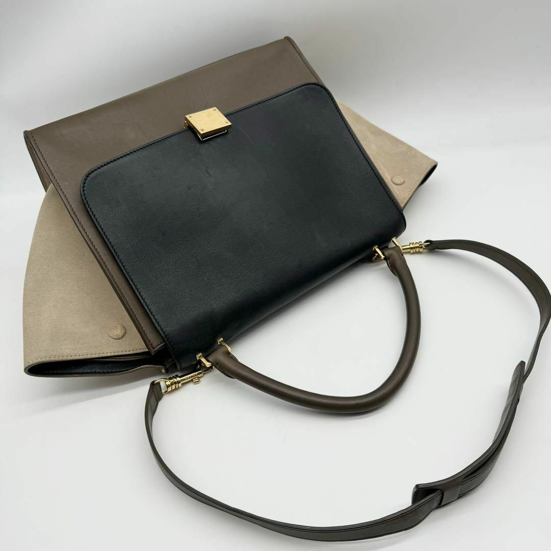 【極美品✨】セリーヌ トラペーズ フィービー 2way ハンドバッグ ベージュ 【極美品✨】セリーヌ トラペーズ フィービー 2way ハンドバッグ ベージュ