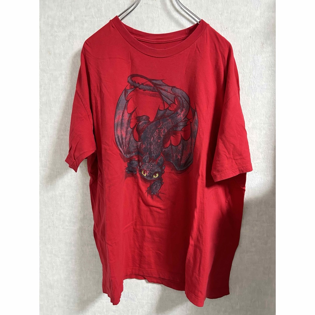 VINTAGE(ヴィンテージ)の古着 00's ヒックとドラゴン Tシャツ 赤 XL ムービーT ビンテージ メンズのトップス(Tシャツ/カットソー(半袖/袖なし))の商品写真
