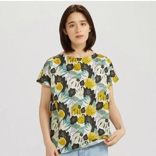 ユニクロ(UNIQLO)の新品未使用　ユニクロ　フィンレイソン UT グラフィックTシャツ 半袖　XL(Tシャツ(半袖/袖なし))