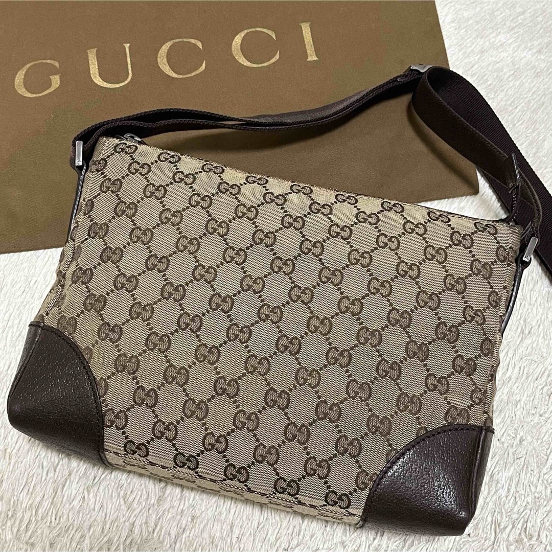 Gucci(グッチ)の758 GUCCI グッチ ショルダーバッグ GGキャンバス×レザー GG柄 レディースのバッグ(ショルダーバッグ)の商品写真