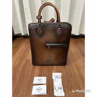 ベルルッティ(Berluti)の◇国内完売色◇ベルルッティ プルミエジュール ミニ スクリットレザーバックパック(バッグパック/リュック)