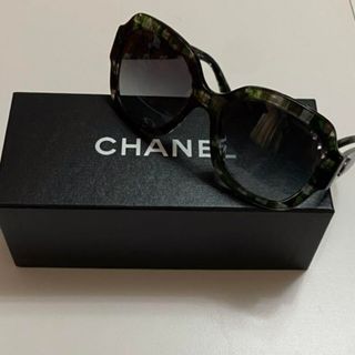 シャネル(CHANEL)のCHANEL シャネル サングラス グリーン(サングラス/メガネ)