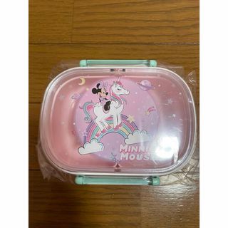 ディズニー(Disney)のna-na-naさま専用です。ディズニー　ミニーお弁当箱(弁当用品)