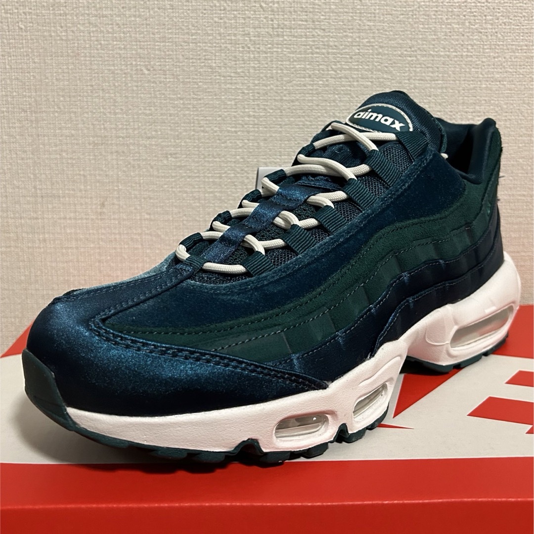 NIKE(ナイキ)のNIKE AIR MAX95ナイキ エアマックス95 緑 DZ5226 300 メンズの靴/シューズ(スニーカー)の商品写真