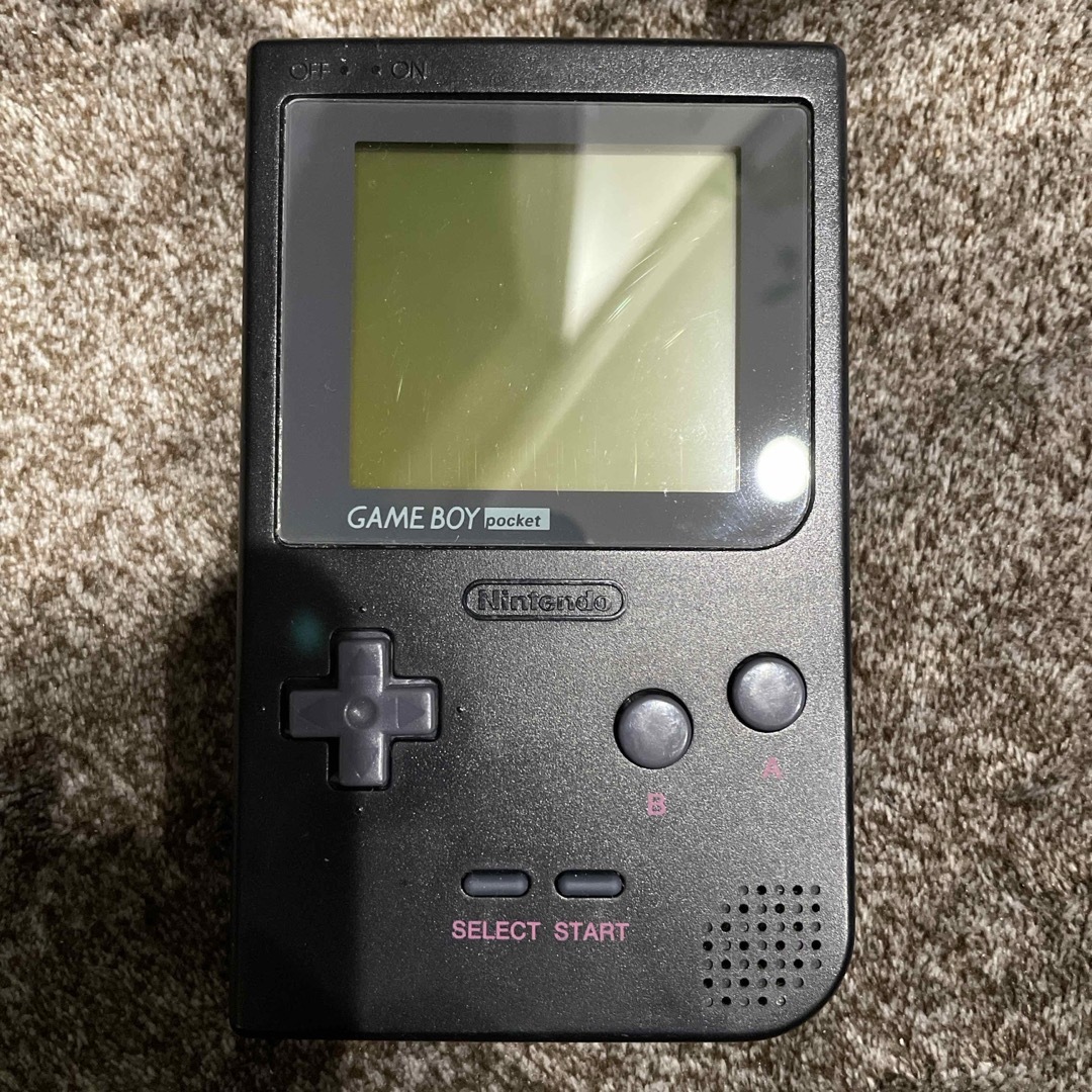 ゲームボーイ(ゲームボーイ)の☆GAMEBOY pocket 本体 ブラック バックライトmod加工済み エンタメ/ホビーのゲームソフト/ゲーム機本体(携帯用ゲーム機本体)の商品写真