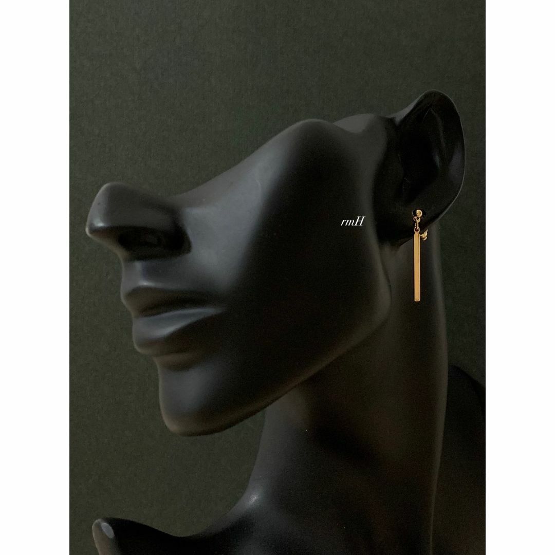 【金属製タッセルバーピアス ゴールド SE】BTS サージカル ステンレス メンズのアクセサリー(ピアス(両耳用))の商品写真