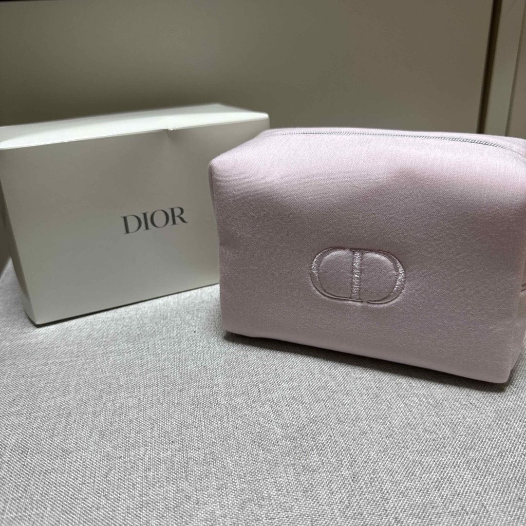 Dior(ディオール)のDior ノベルティ　ポーチ　ピンク レディースのファッション小物(ポーチ)の商品写真
