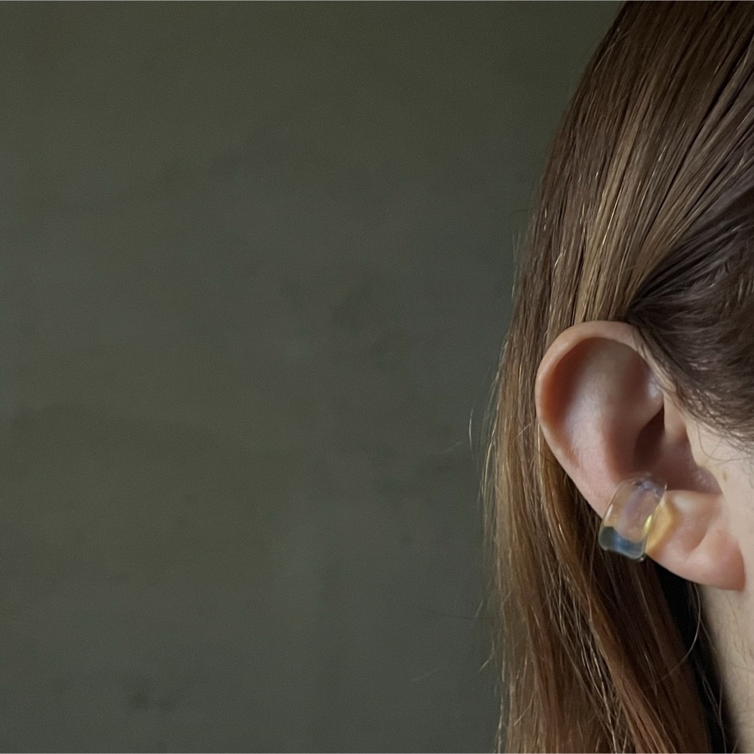 ○ glass accessory ○ Ear cuff sumi 103 レディースのアクセサリー(イヤーカフ)の商品写真
