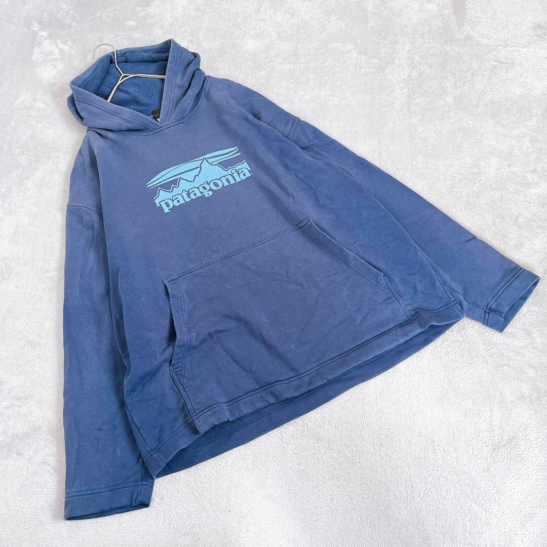 patagonia(パタゴニア)の【Patagonia】パタゴニア（L）プリント ロゴ フーディ パーカー メンズのトップス(パーカー)の商品写真