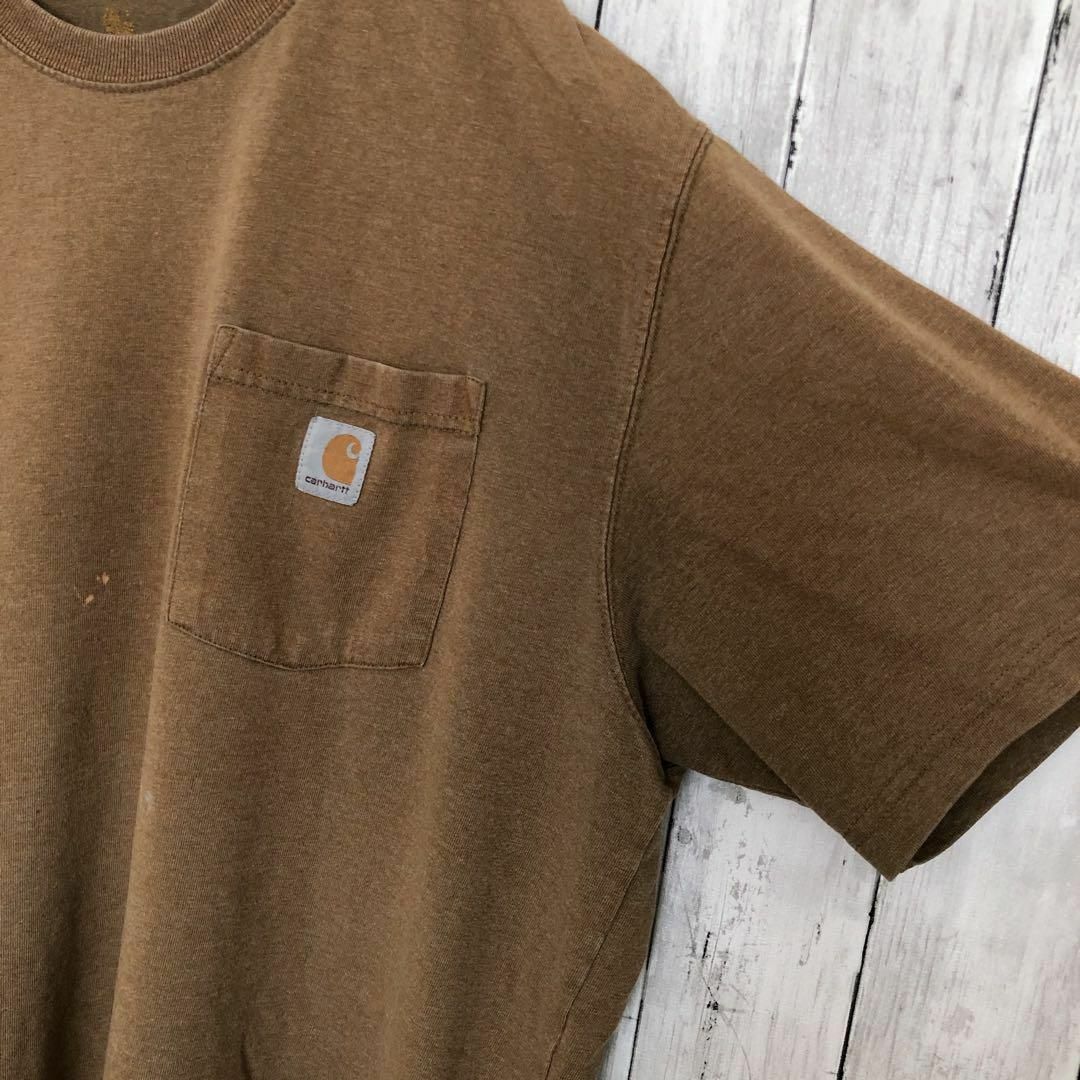 carhartt(カーハート)のカーハート　CARHARTT　サイズＸＬ　茶色ブラウン　胸ポケットありメンズ古着 メンズのトップス(Tシャツ/カットソー(半袖/袖なし))の商品写真
