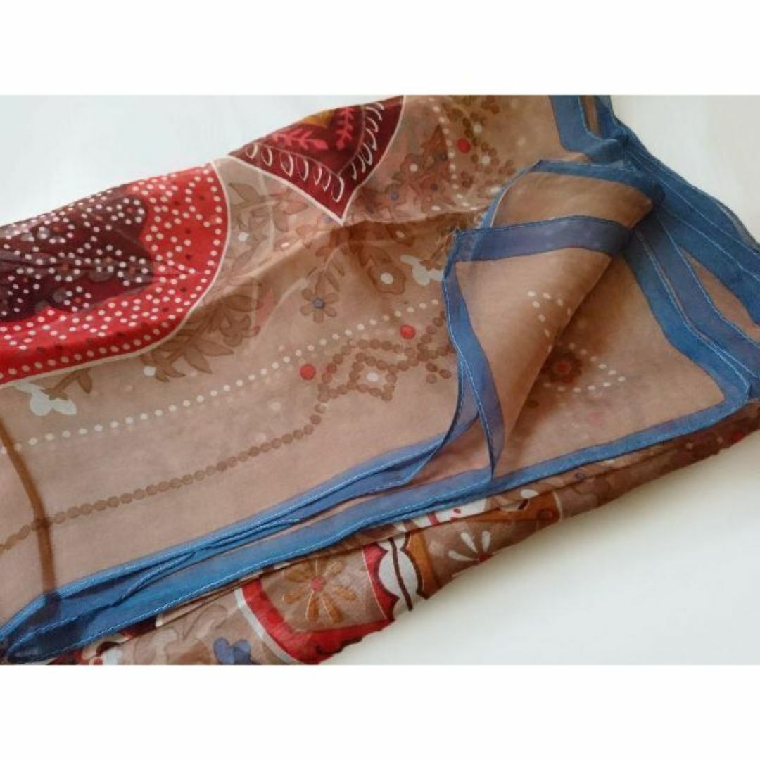 シルク100% プリント ストール スカーフ 絹100% レディースのファッション小物(ストール/パシュミナ)の商品写真