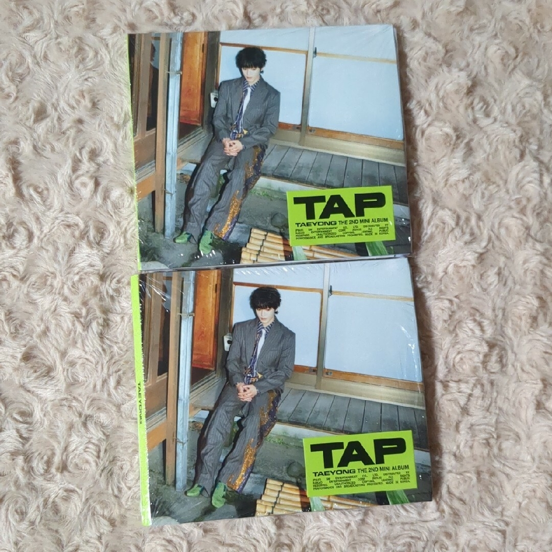NCT(エヌシーティー)の【未開封】NCT テヨン TAP 2セット mu-mo トレカ 付き エンタメ/ホビーのCD(K-POP/アジア)の商品写真