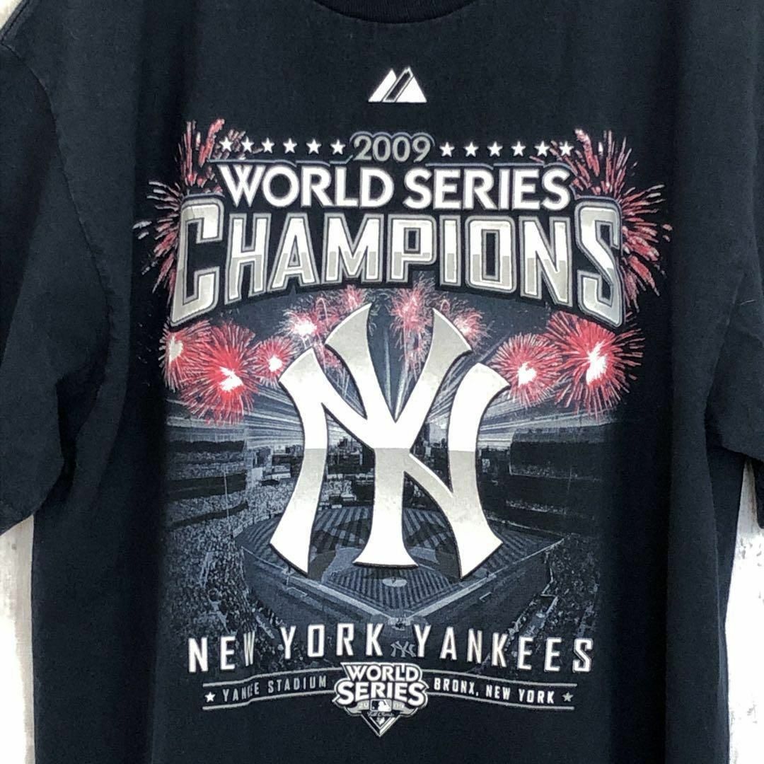 MLB(メジャーリーグベースボール)のMLBメジャーリーグ　ヤンキース　サイズＭ　黒ブラック　半袖Tシャツ　メンズ古着 メンズのトップス(Tシャツ/カットソー(半袖/袖なし))の商品写真