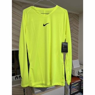 ナイキ(NIKE)のナイキ　NIKE Lサイズ　長袖　ランニング　サッカー　ドライフィット (ウェア)