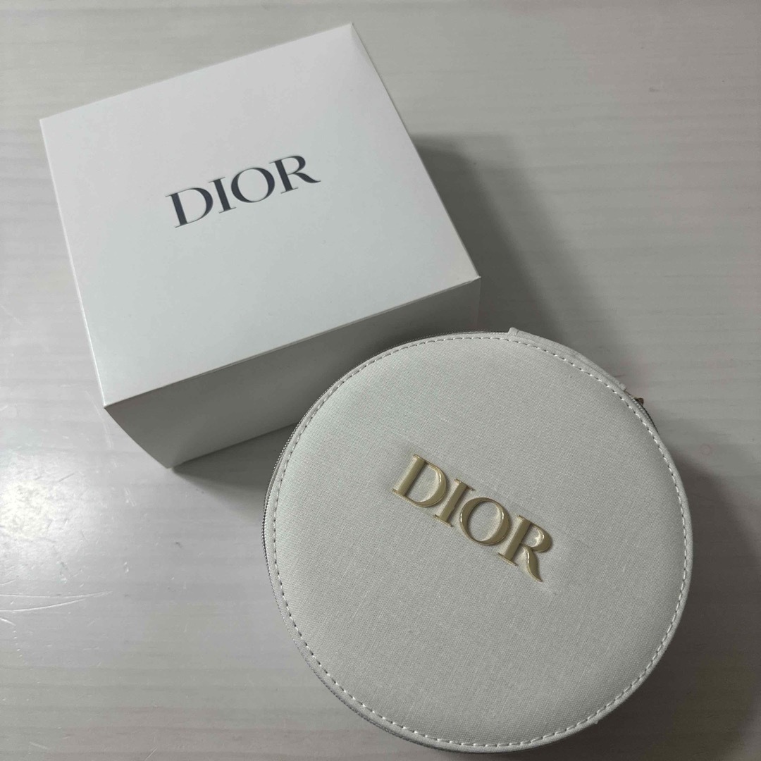 Dior(ディオール)のDIOR  ディオール ヴァニティ ポーチ 新品未使用 レディースのファッション小物(ポーチ)の商品写真