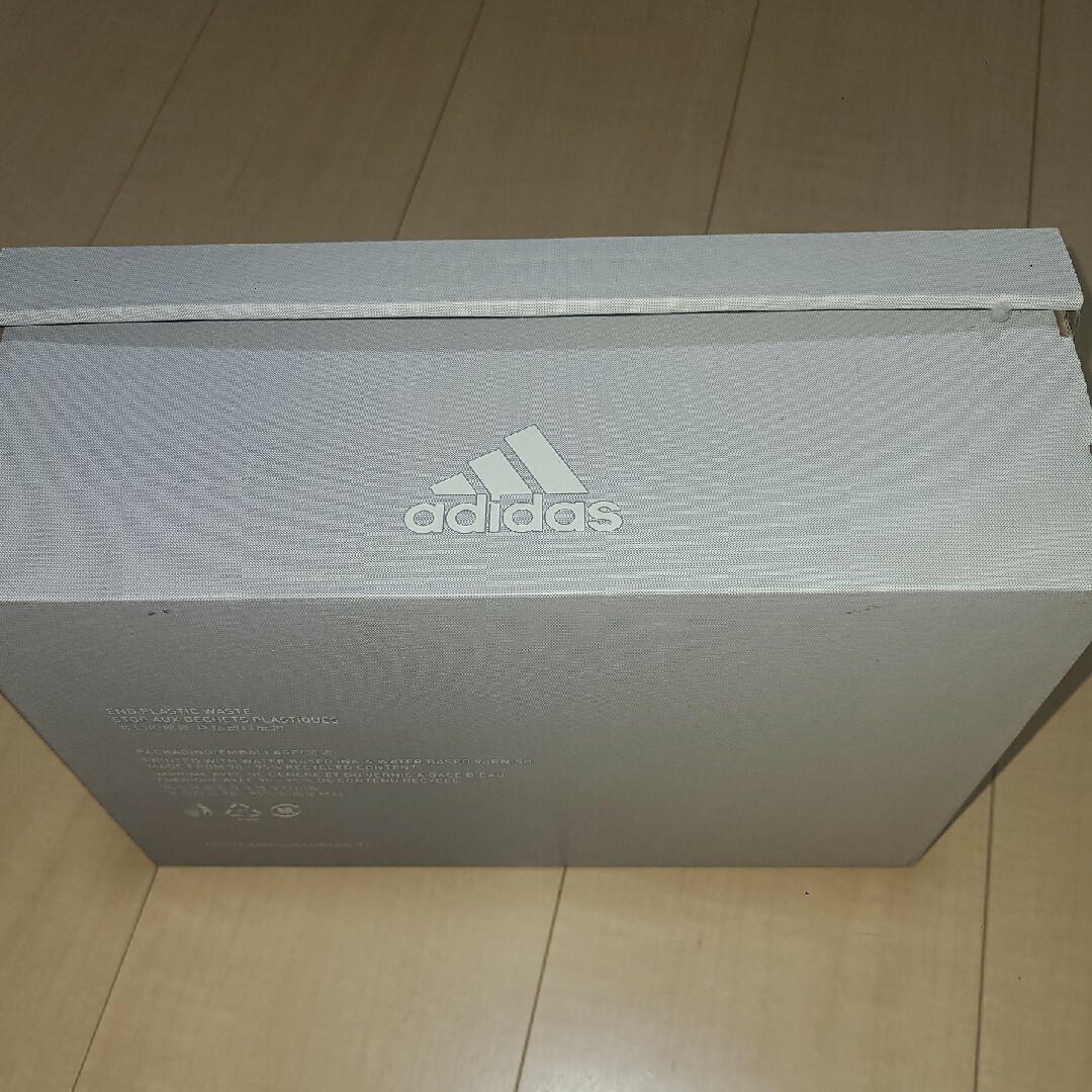 adidas(アディダス)のアディダススニーカー　新品未使用(W)QT RACER SPORT レディースの靴/シューズ(スニーカー)の商品写真