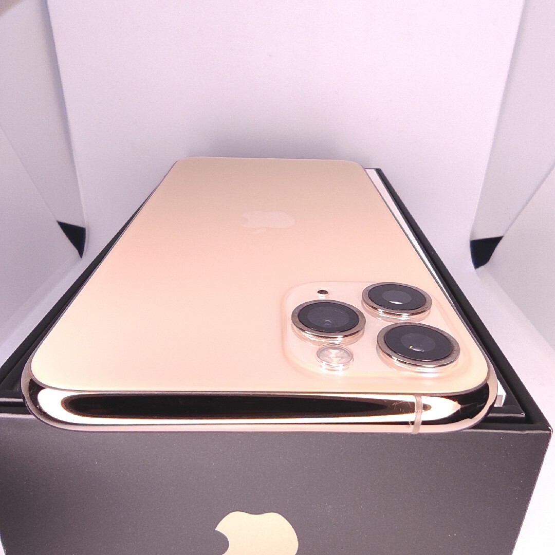 Apple(アップル)の✨GWセール✨美品✨iPhone 11 Pro 本体 256 GB SIMフリー スマホ/家電/カメラのスマートフォン/携帯電話(スマートフォン本体)の商品写真
