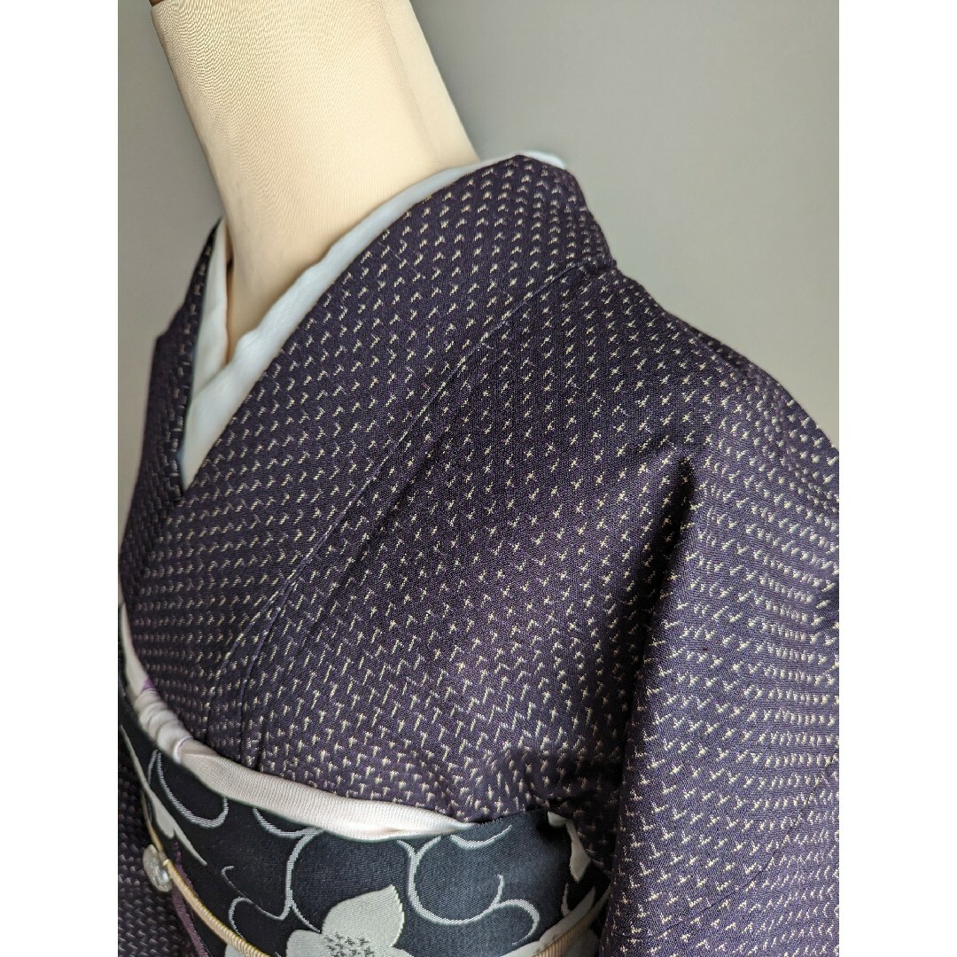 【単衣】ウール着物 小紋 身丈141裄61.5 ネイビー 絣 レディースの水着/浴衣(着物)の商品写真