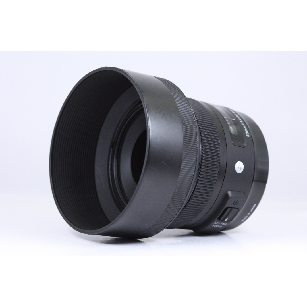Canon(キヤノン)のSIGMA DC 30mm F1.4 HSM ART 013 CANON #26 スマホ/家電/カメラのカメラ(レンズ(単焦点))の商品写真