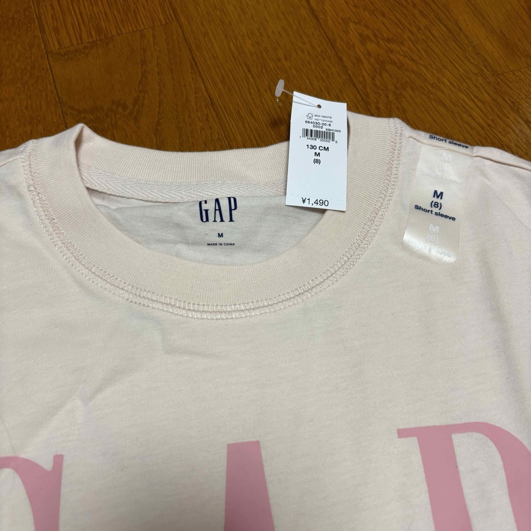 GAP Kids(ギャップキッズ)の新品　GAPＴシャツ　130 キッズ/ベビー/マタニティのキッズ服女の子用(90cm~)(Tシャツ/カットソー)の商品写真