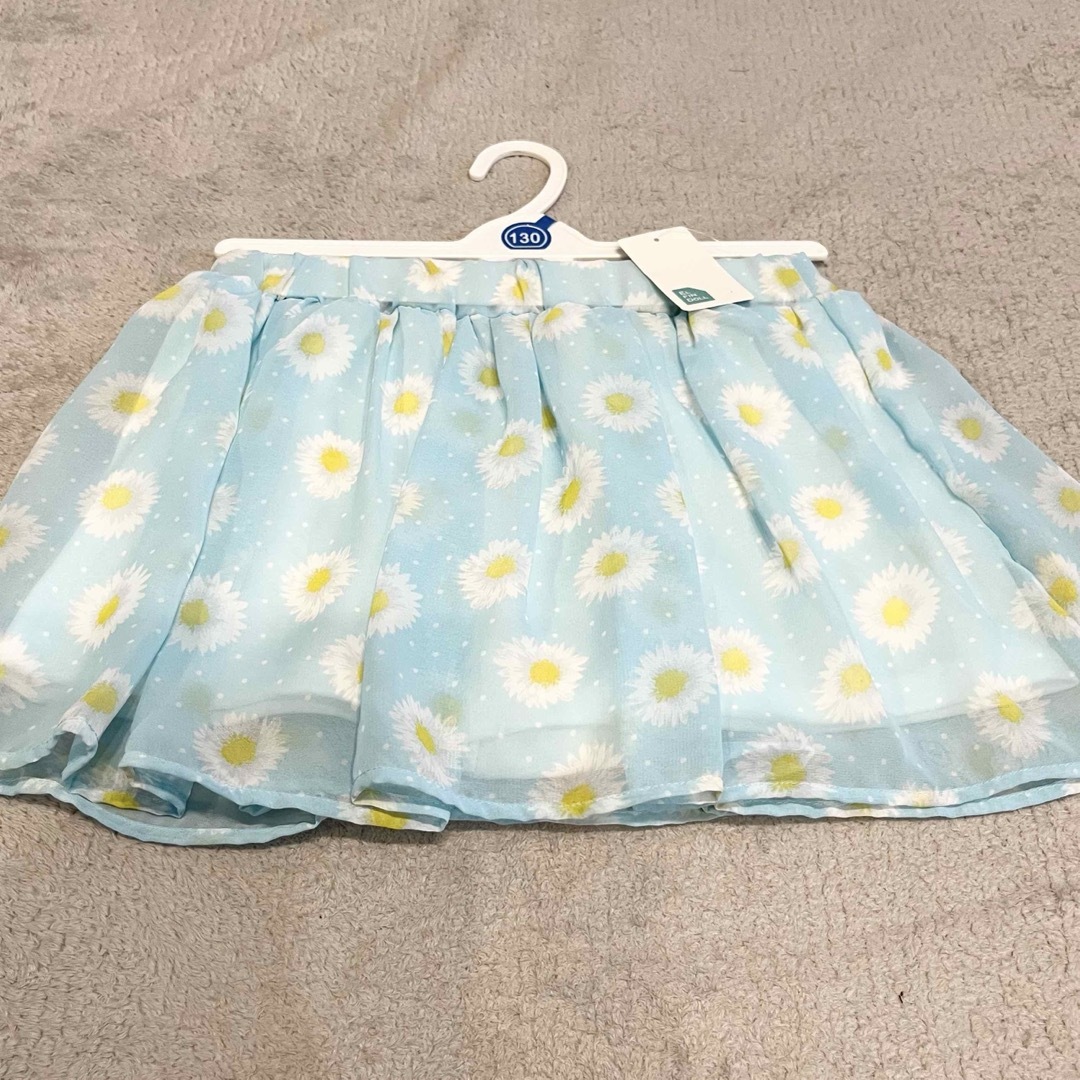 新品 キッズ 女の子 パンツ付きスカート スカッツ ミニスカート 130cm キッズ/ベビー/マタニティのキッズ服女の子用(90cm~)(スカート)の商品写真