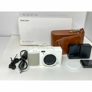 リコー(RICOH)の僅か5213ショット  リコー GR DIGITAL IV ホワイトエディション(コンパクトデジタルカメラ)