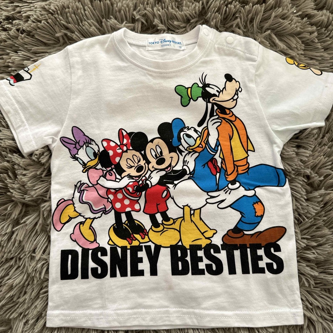 Disney(ディズニー)のディズニーランド　定番tシャツ キッズ/ベビー/マタニティのキッズ服男の子用(90cm~)(Tシャツ/カットソー)の商品写真