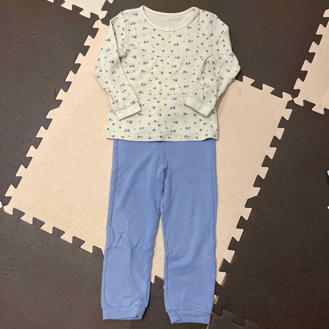 UNIQLO(ユニクロ)の＊UNIQLO＊パジャマ上下セット　110cm キッズ/ベビー/マタニティのキッズ服女の子用(90cm~)(パジャマ)の商品写真