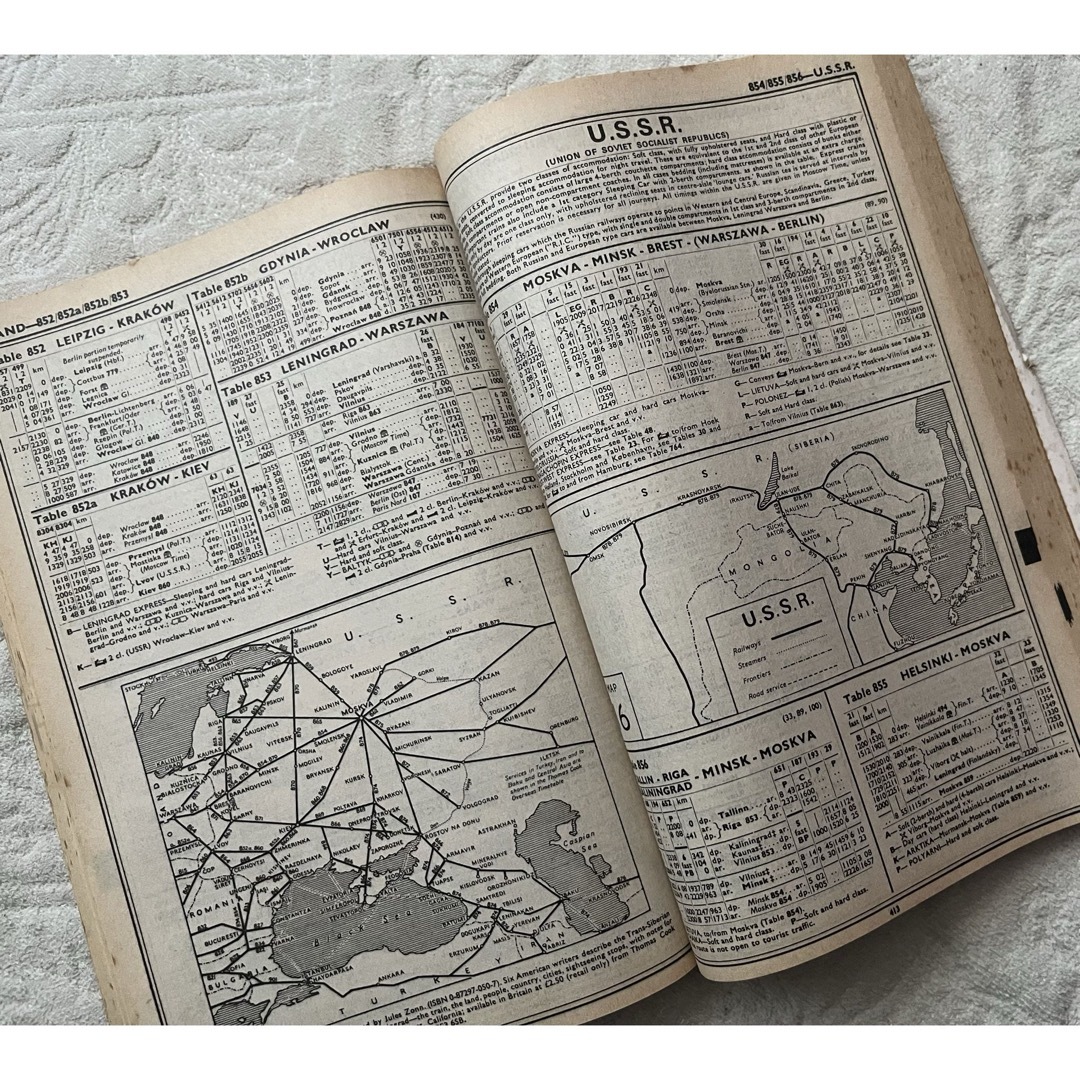 トーマスクック時刻表　1981年 エンタメ/ホビーの本(地図/旅行ガイド)の商品写真