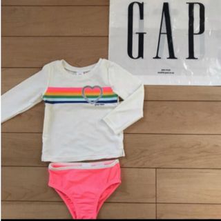 新品⭐︎ 90cm gap 水着　ラッシュガード