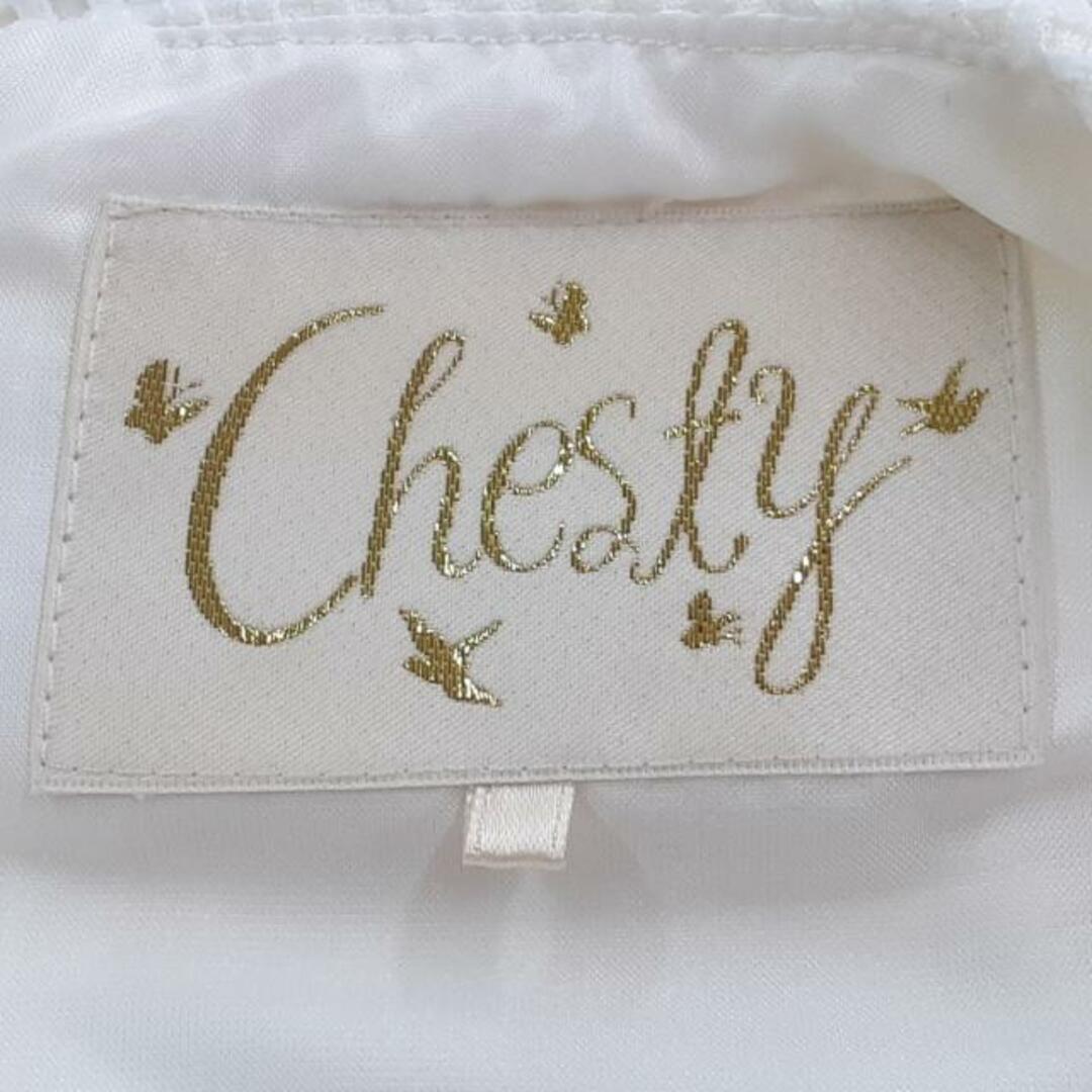 Chesty(チェスティ)のChesty(チェスティ) ワンピース サイズ0 XS レディース美品  - 白 クルーネック/ノースリーブ/ひざ丈/ビジュー/メッシュ レディースのワンピース(その他)の商品写真