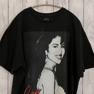 ミュージックティー(MUSIC TEE)のセレーナゴメス　オーバーサイズＸＬ　バンＴ　黒ブラック　半袖Ｔシャツ　メンズ古着(Tシャツ/カットソー(半袖/袖なし))