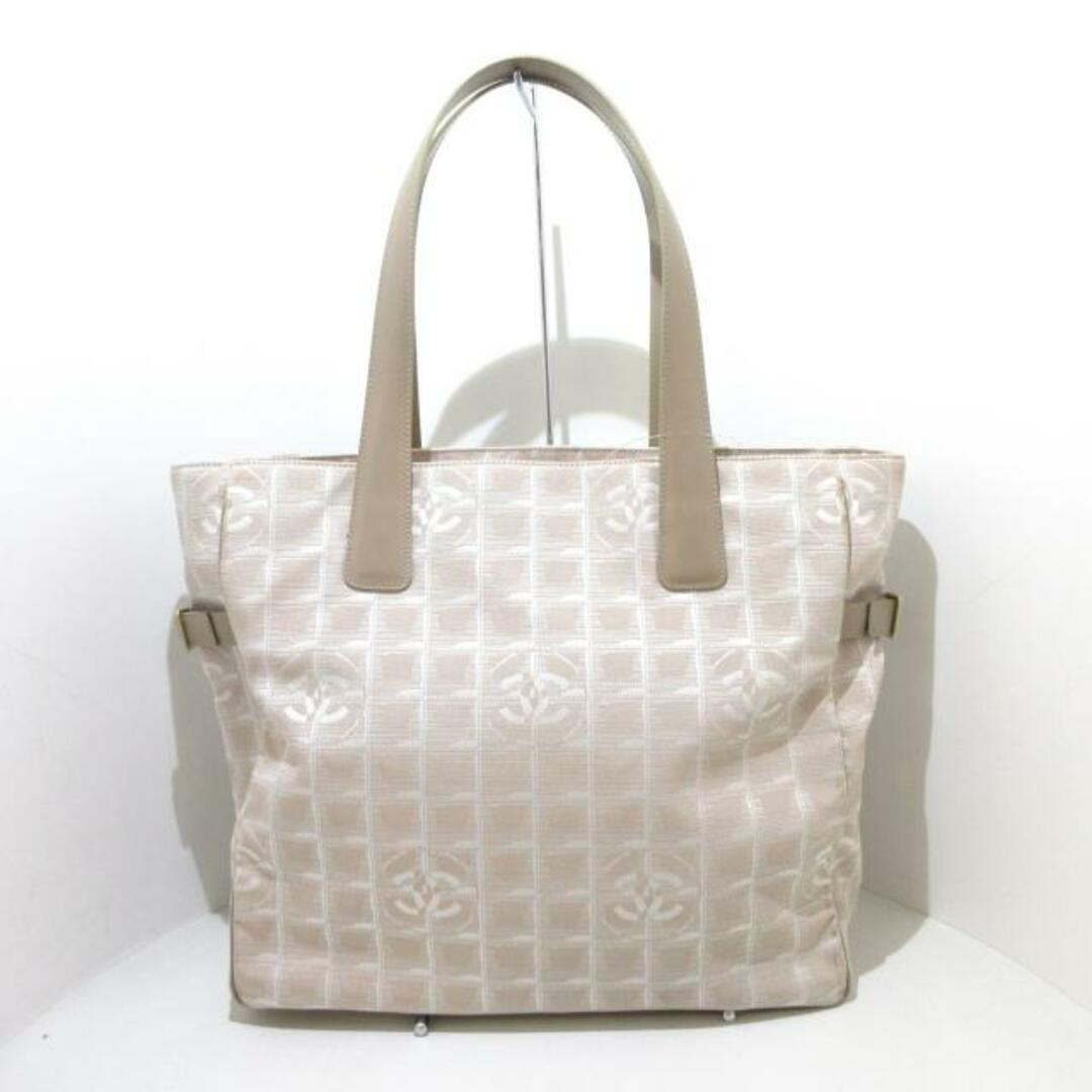CHANEL(シャネル) トートバッグ ニュートラベルライントートGM A15825 ピンクベージュ マットゴールド金具 ナイロンジャガード×レザー CHANEL(シャネル) トートバッグ ニュートラベルライントートGM A15825 ピンクベージュ マットゴールド金具 ナイロンジャガード×レザー