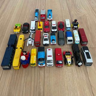 タカラトミー(Takara Tomy)のトミカ類30個セット(電車のおもちゃ/車)