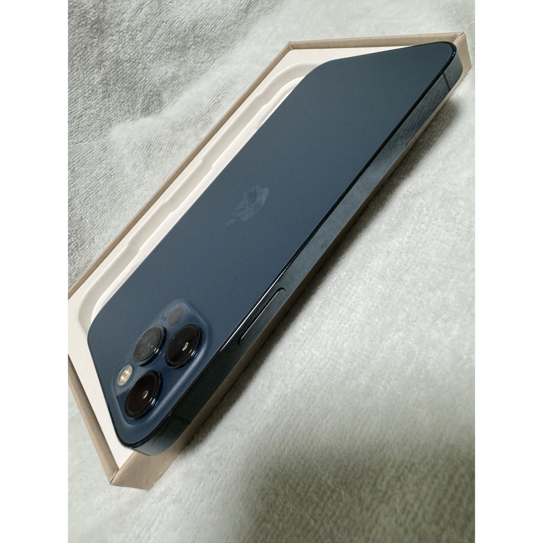 iPhone(アイフォーン)のiPhone 12 Pro 256ＧＢ スマホ/家電/カメラのスマートフォン/携帯電話(スマートフォン本体)の商品写真