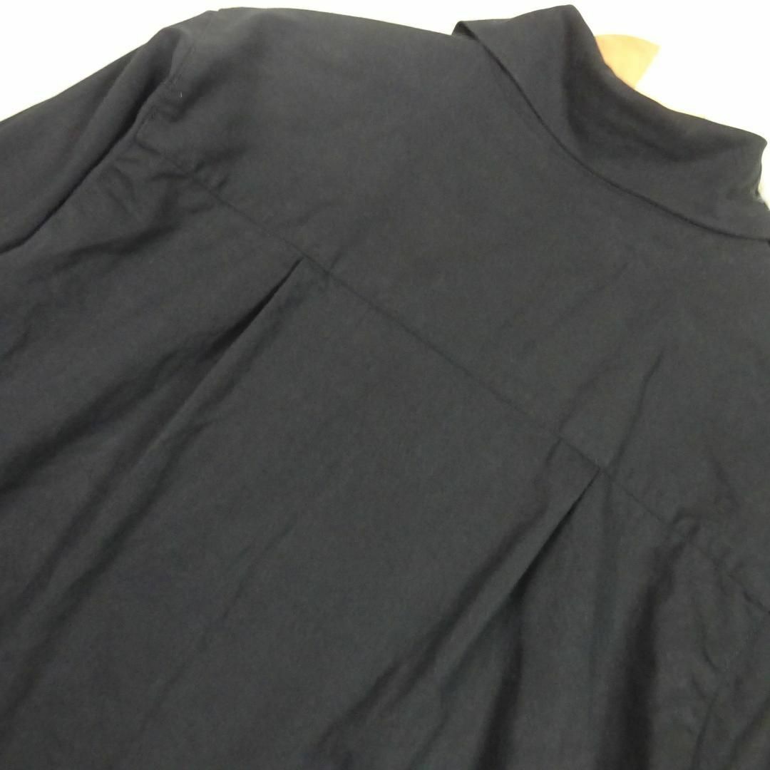 TOMORROWLAND(トゥモローランド)のCABaN キャバン　ビッグカラー　デザインシャツ　比翼仕立て　S　黒　日本製 レディースのトップス(シャツ/ブラウス(長袖/七分))の商品写真