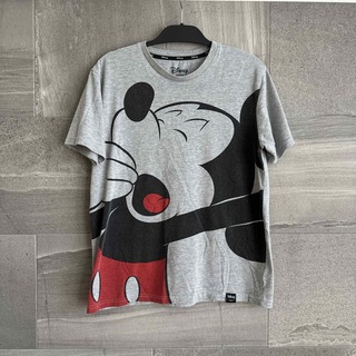 Disney - ミッキー　Tシャツ