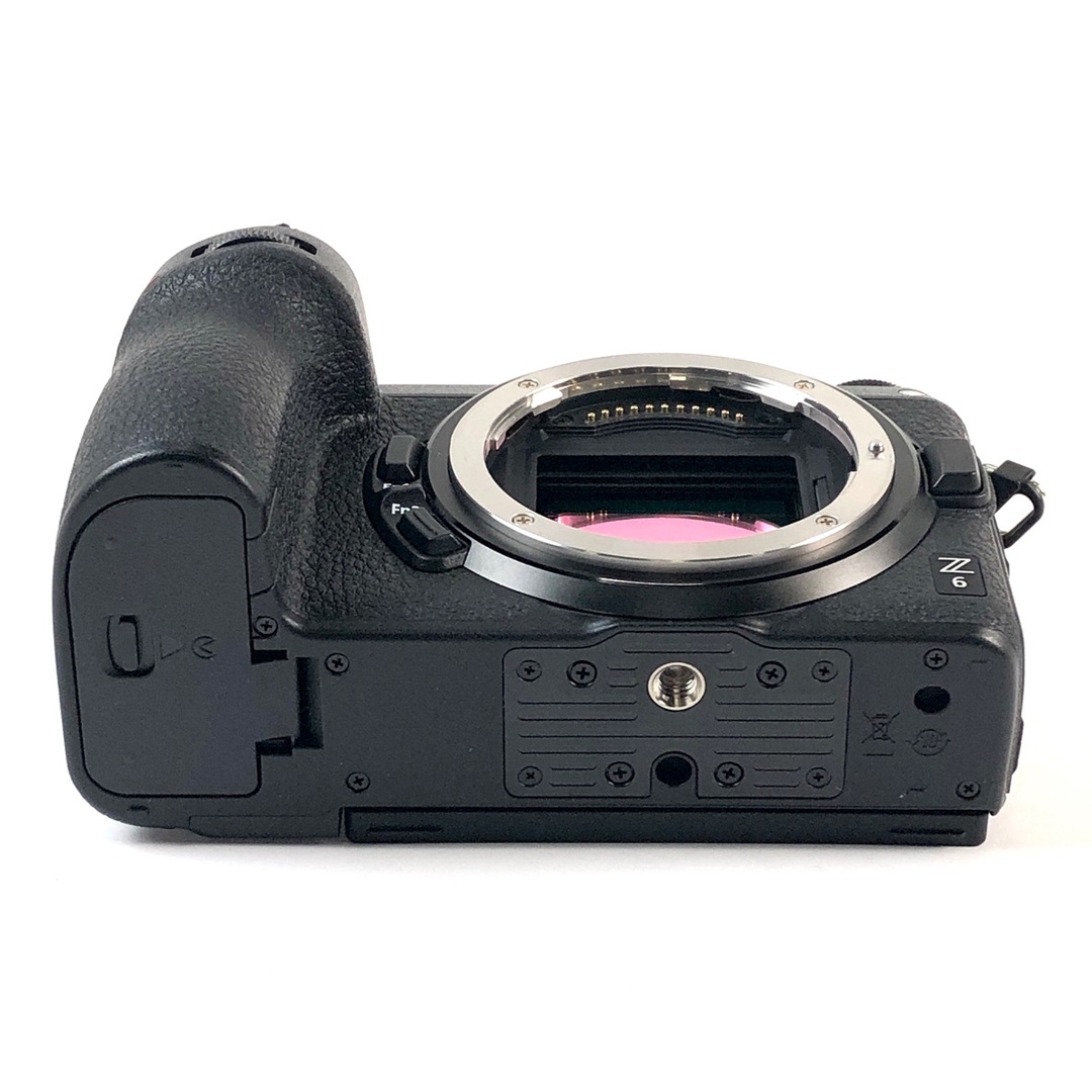 ニコン Z6 ボディ 中古 スマホ/家電/カメラのカメラ(ミラーレス一眼)の商品写真