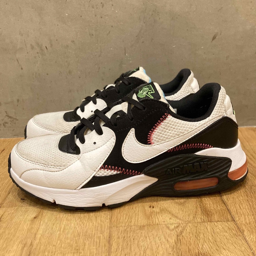 NIKE(ナイキ)のW AIRMAX EXCEE ナイキ ウィメンズ エア マックス エクシー レディースの靴/シューズ(スニーカー)の商品写真