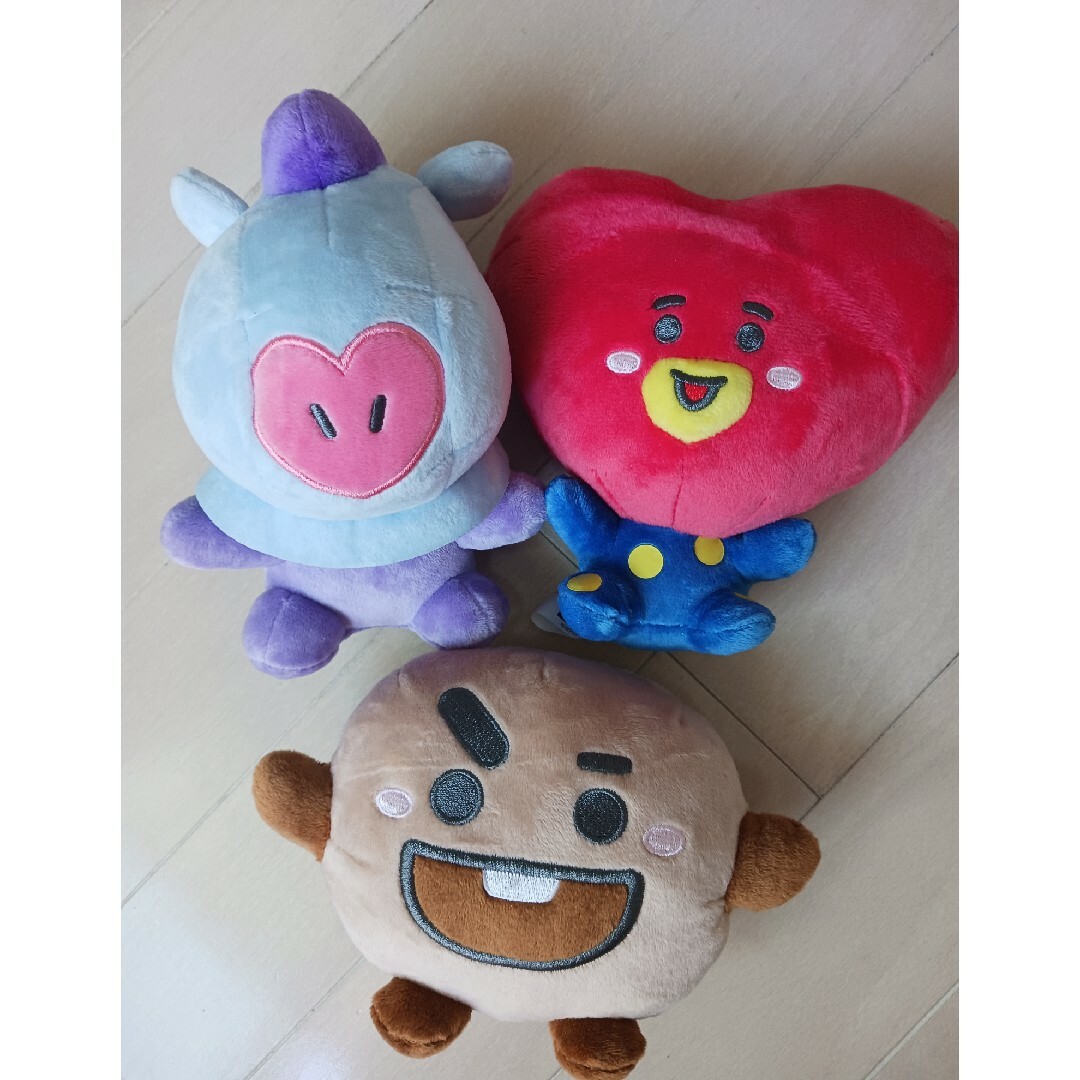 BT21(ビーティーイシビル)の(新品)BTSぬいぐるみセット エンタメ/ホビーのタレントグッズ(アイドルグッズ)の商品写真