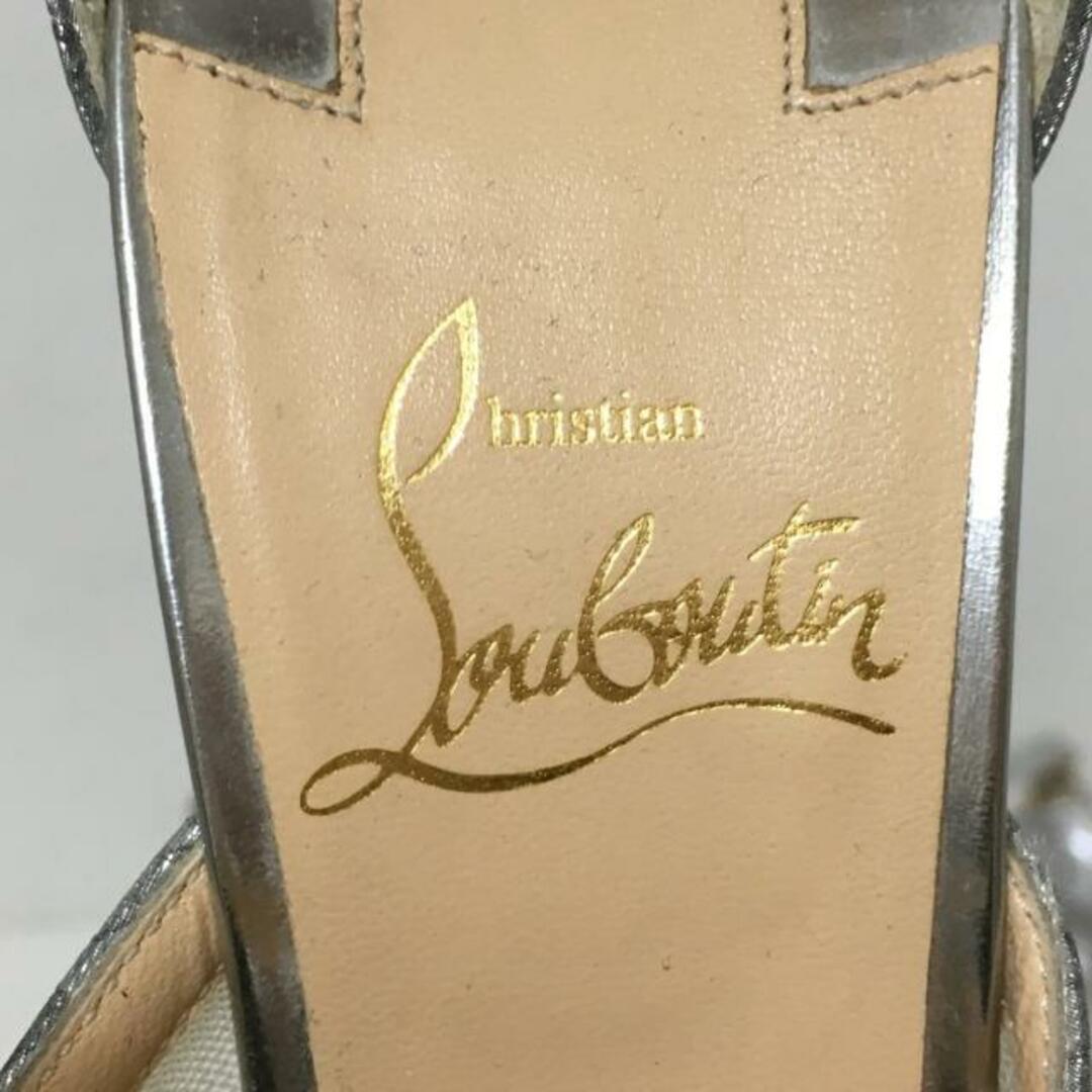 Christian Louboutin(クリスチャンルブタン)のCHRISTIAN LOUBOUTIN(クリスチャンルブタン) パンプス 36 1/2 レディース - ベージュ×シルバー メッシュ/ラインストーン/アウトソール張替済 化学繊維 レディースの靴/シューズ(ハイヒール/パンプス)の商品写真