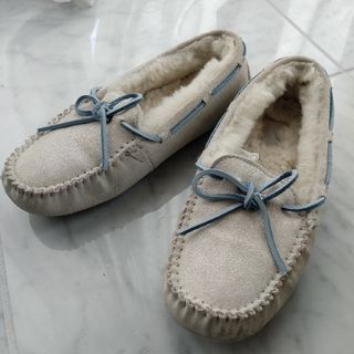 UGG アグ US7 24センチ ダコタ メタリック